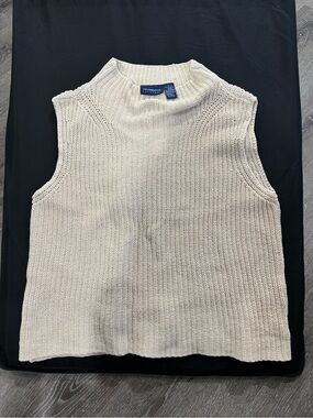 Liz Claiborne Cream Open-Weave Knit Sleeveless Top